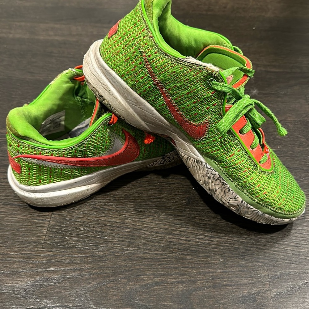 Nike Lebron green and orange men’s basketball sneakers size 9